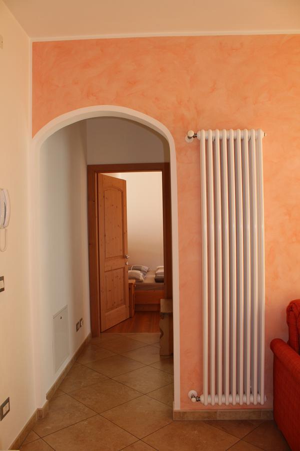 Tassullo Agritur Le Pergoletteヴィラ エクステリア 写真